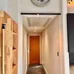 Potters Loft, Centre, Parking, Access *