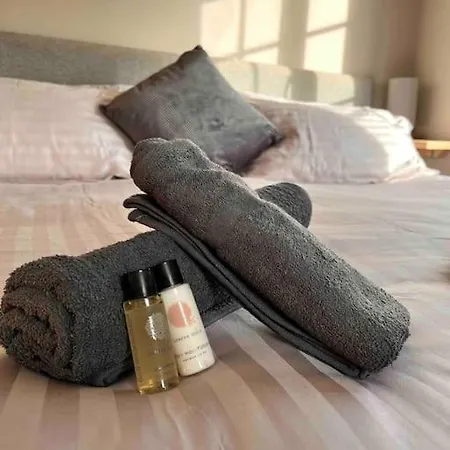 Potters Loft, Centre, Parking, Access Apartment Bowness-on-Windermere