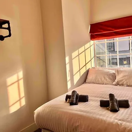 Potters Loft, Centre, Parking, Access Apartment